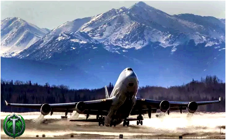 Четвертий за завантаженістю аеропорт для вантажних авіаперевезень у світі знаходиться в Анкориджі, штат Аляска.