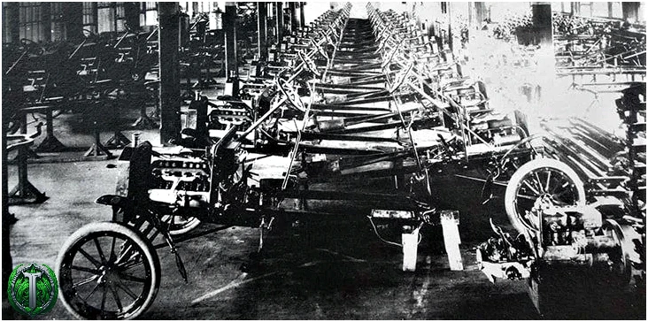 Цивільне виробництво повернулося після війни.