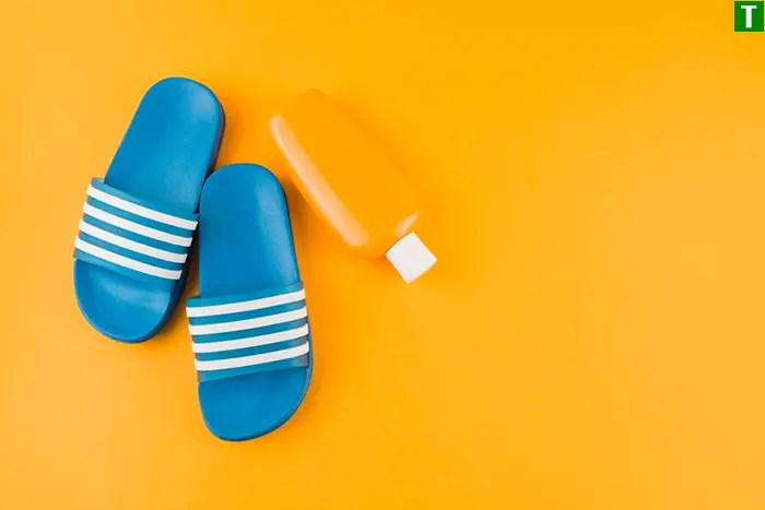 Сандалі adidas