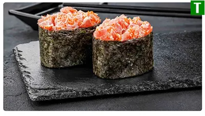 Суші гункан з тунцем — формат кораблика зі свіжим тунцем, майонезом та ікрою тобіко, доставка суші Дніпро Суші Майстер